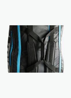 Flash Sale ???? Salming Pro Tour 12R Racket Bag ???? 9 Flash Sale ???? Salming Pro Tour 12R Racket Bag ???? -Karakal Shop image 261